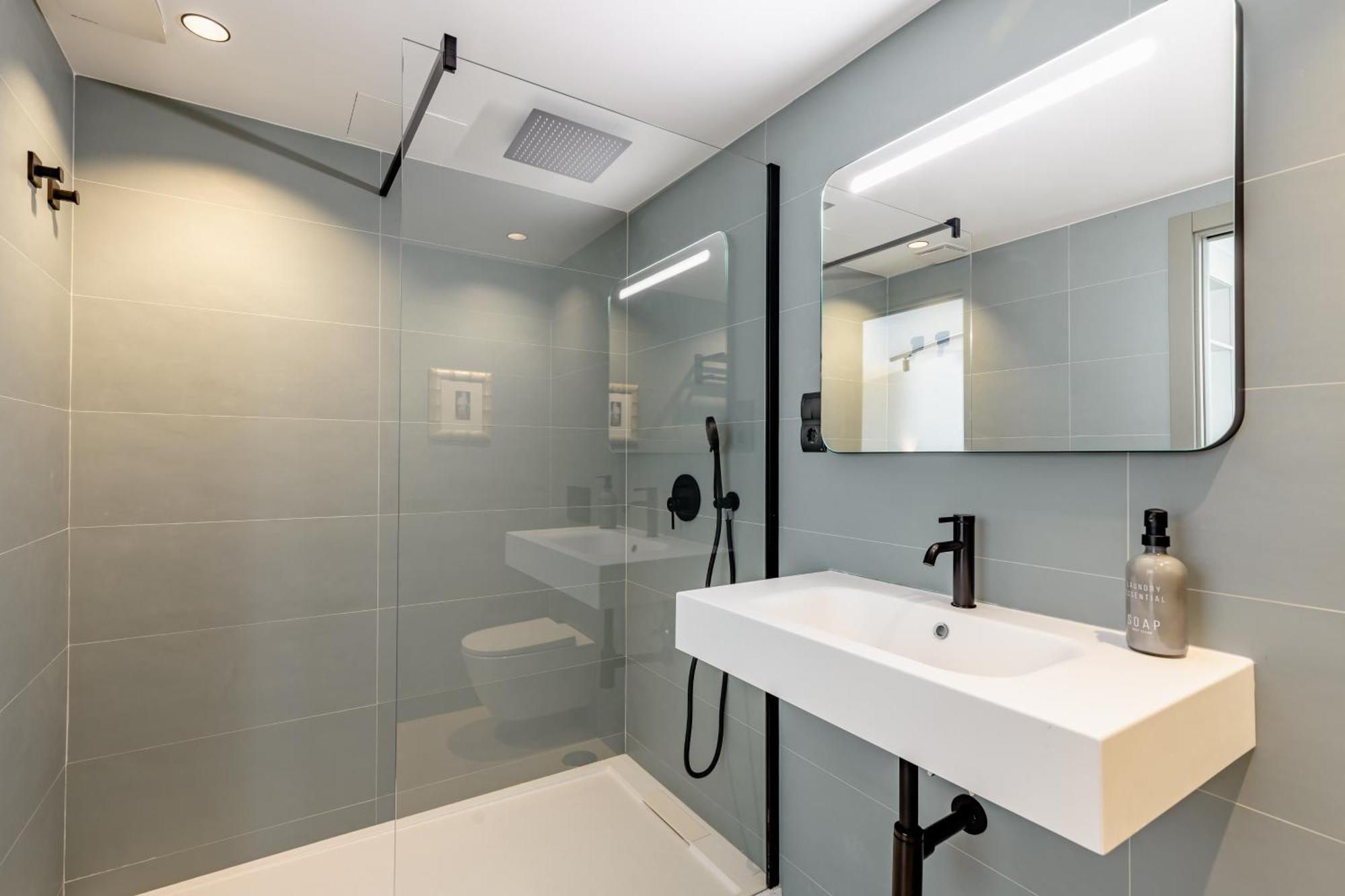 Atarazanas Suite, Atico Con Terraza Málaga Buitenkant foto