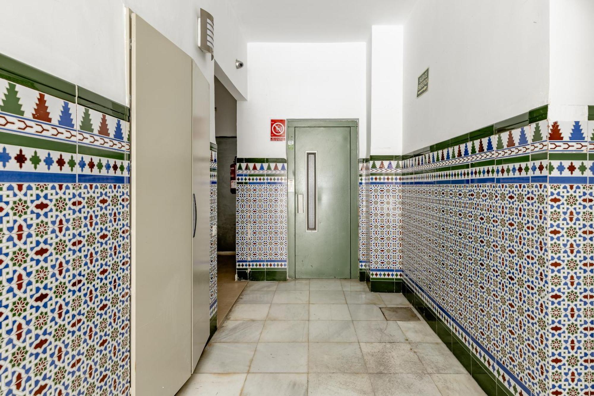 Atarazanas Suite, Atico Con Terraza Málaga Buitenkant foto